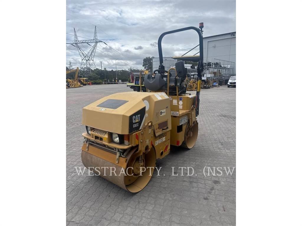 CAT CB22 Rouleaux tandem