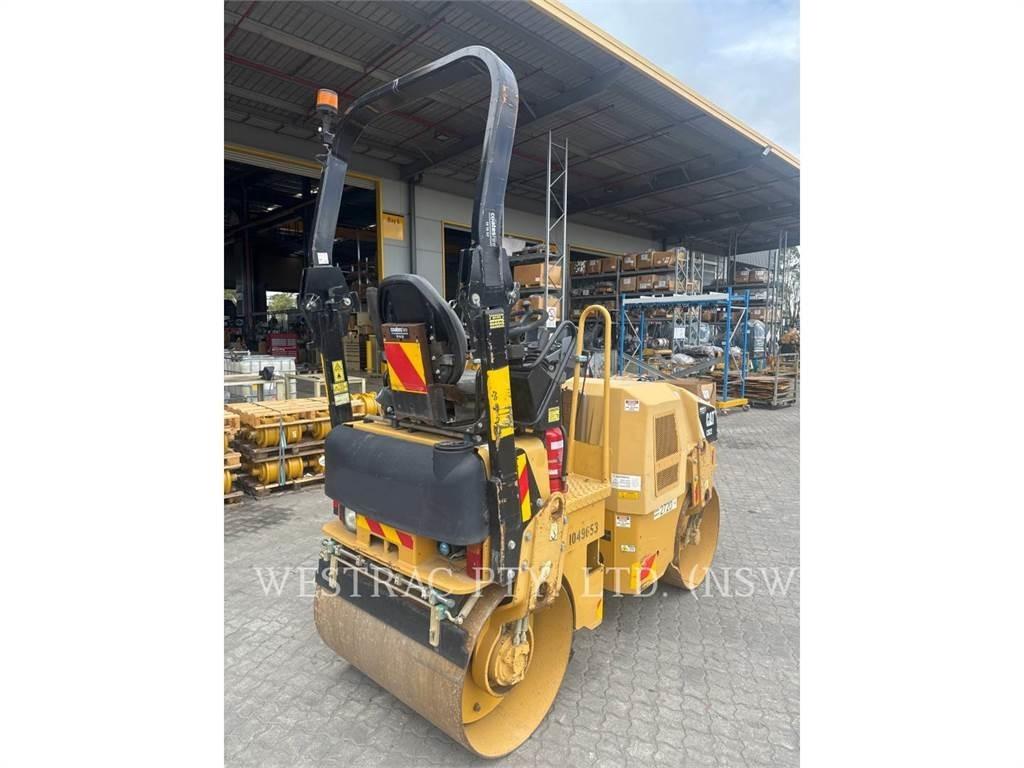 CAT CB22 Rouleaux tandem