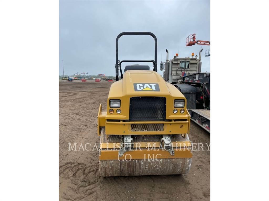CAT CB24B Rouleaux tandem