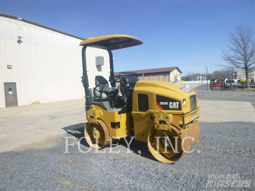 CAT CB24B Rouleaux tandem