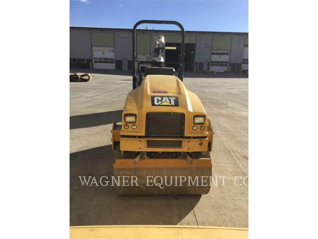 CAT CB24B Compacteur de sol