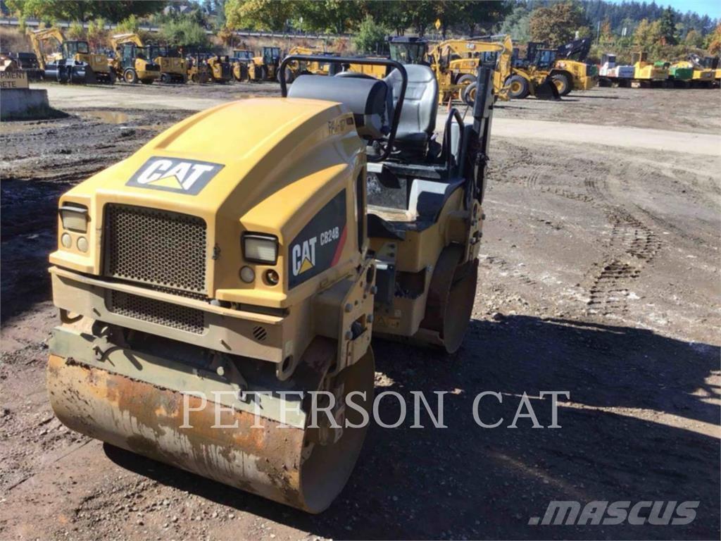 CAT CB24B Rouleaux tandem