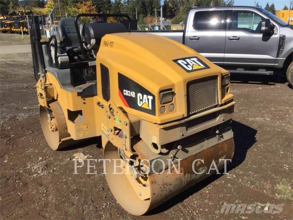 CAT CB24B Rouleaux tandem