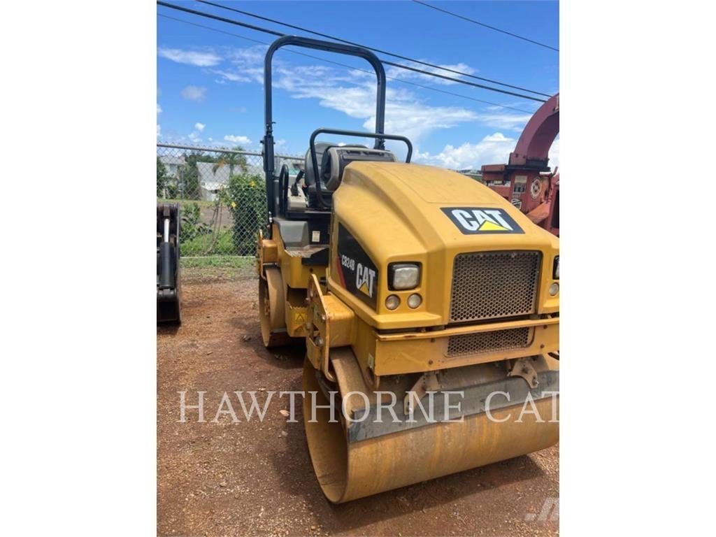 CAT CB24B Compacteur de sol