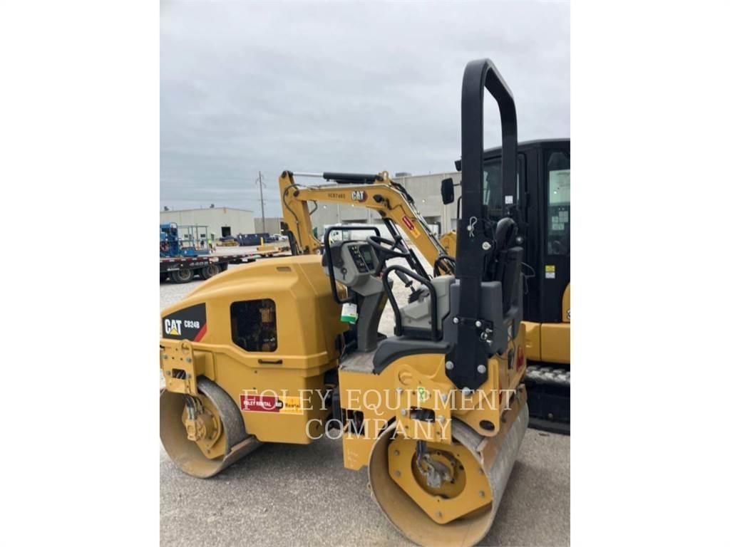 CAT CB24B Compacteur de sol