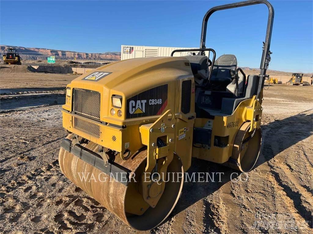 CAT CB34B Compacteur de sol