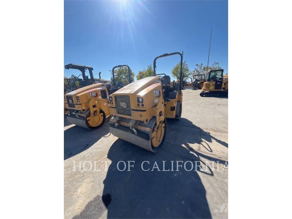 CAT CB4.0 Compacteur de sol