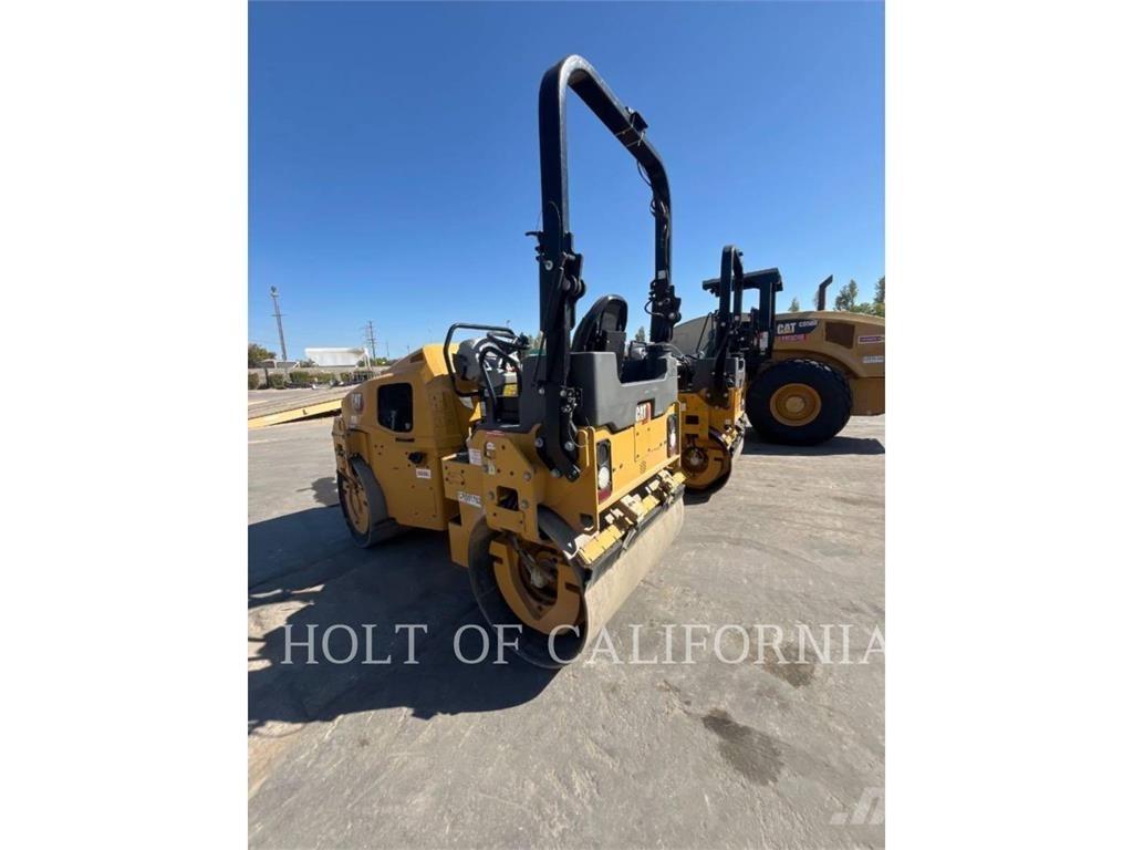 CAT CB4.0 Compacteur de sol