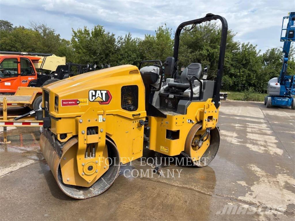 CAT CB4.0-03 Compacteur de sol