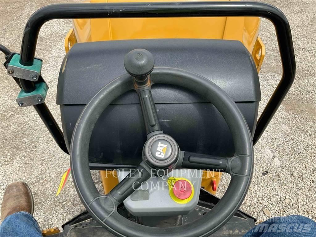 CAT CB4.003 Compacteur de sol