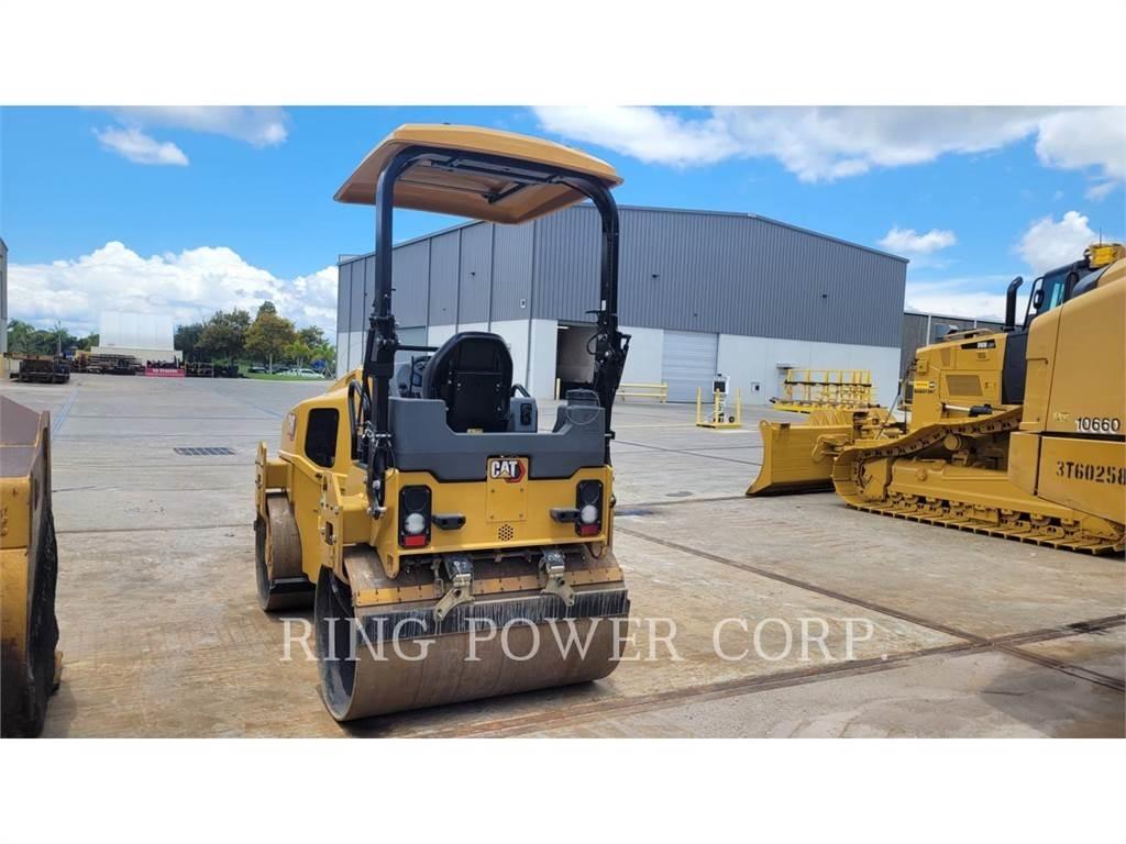 CAT CB4.4 Rouleaux tandem