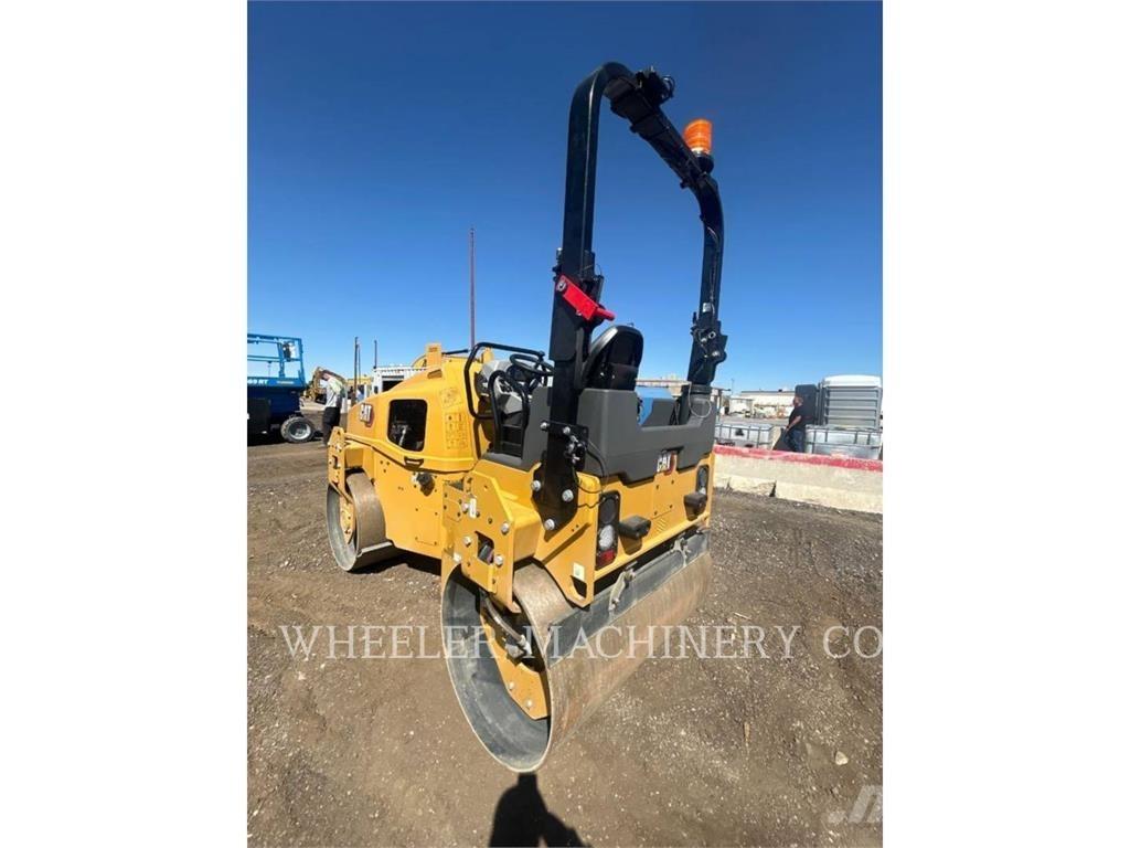 CAT CB4.4 Rouleaux tandem