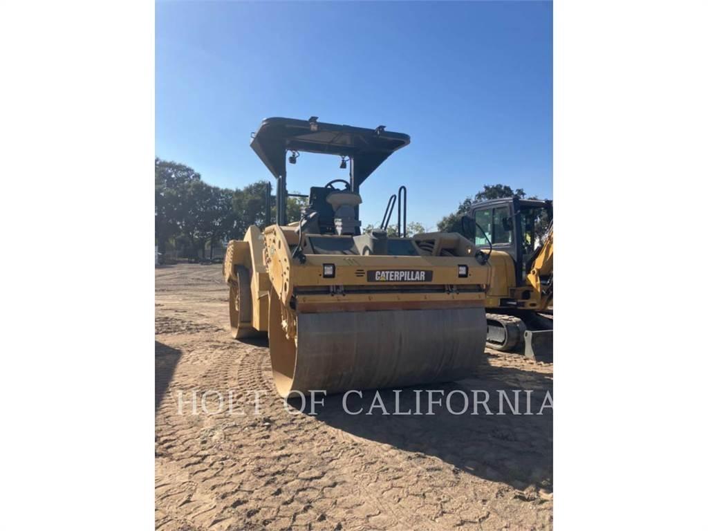 CAT CB54 XW Rouleaux tandem