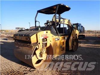 CAT CB54B Rouleaux tandem