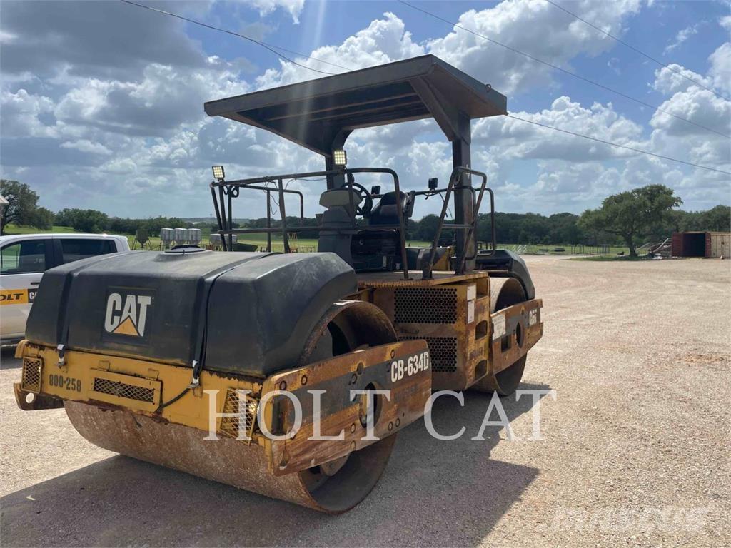 CAT CB634D Rouleaux tandem