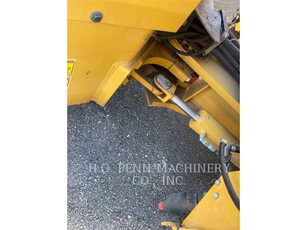 CAT CB64 Rouleaux tandem