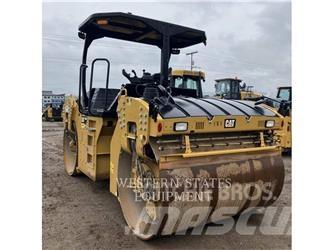 CAT CB64 Rouleaux tandem