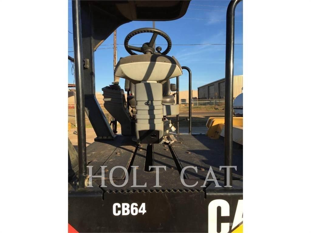 CAT CB64 Rouleaux monocylindre