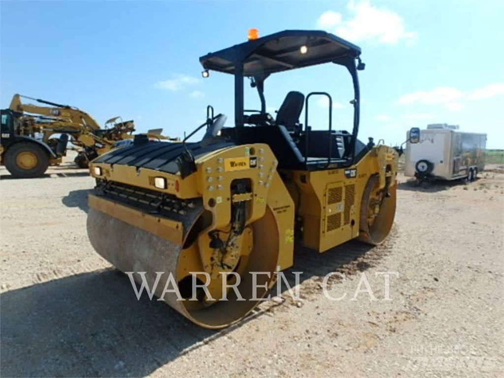 CAT CB66B Finisseur
