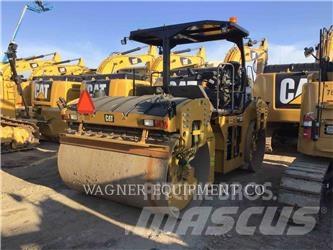 CAT CB68B Compacteur de sol