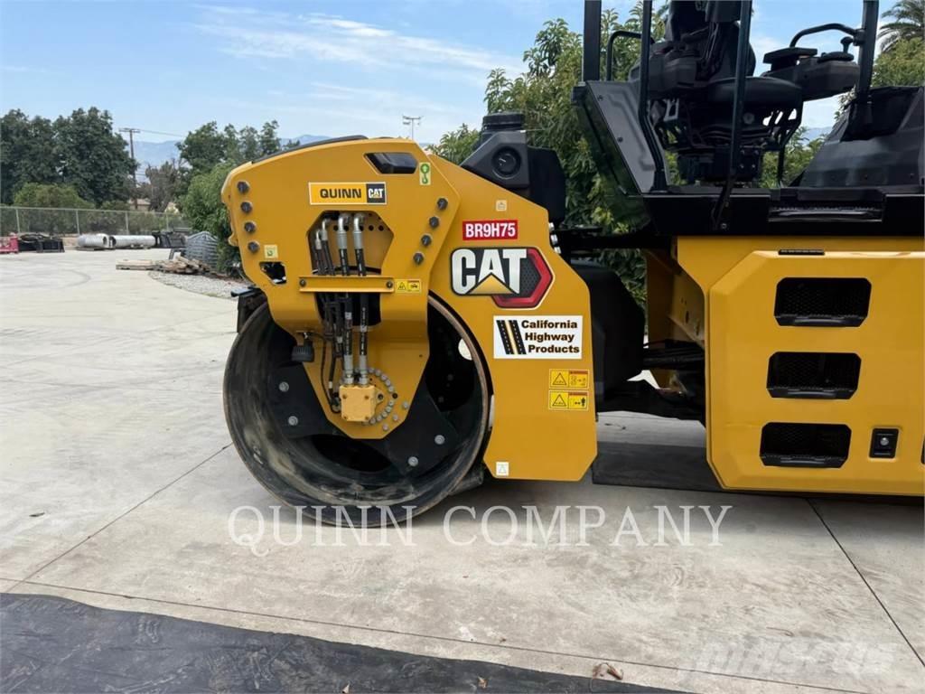 CAT CB7 Rouleaux tandem
