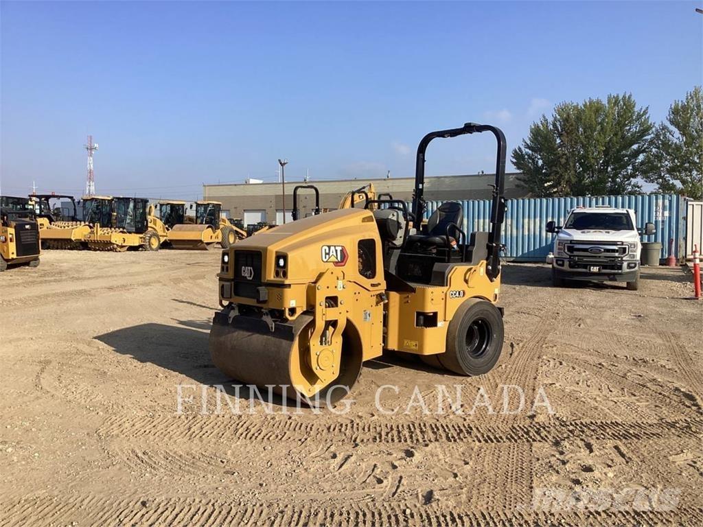 CAT CC 4.0 Compacteur de sol