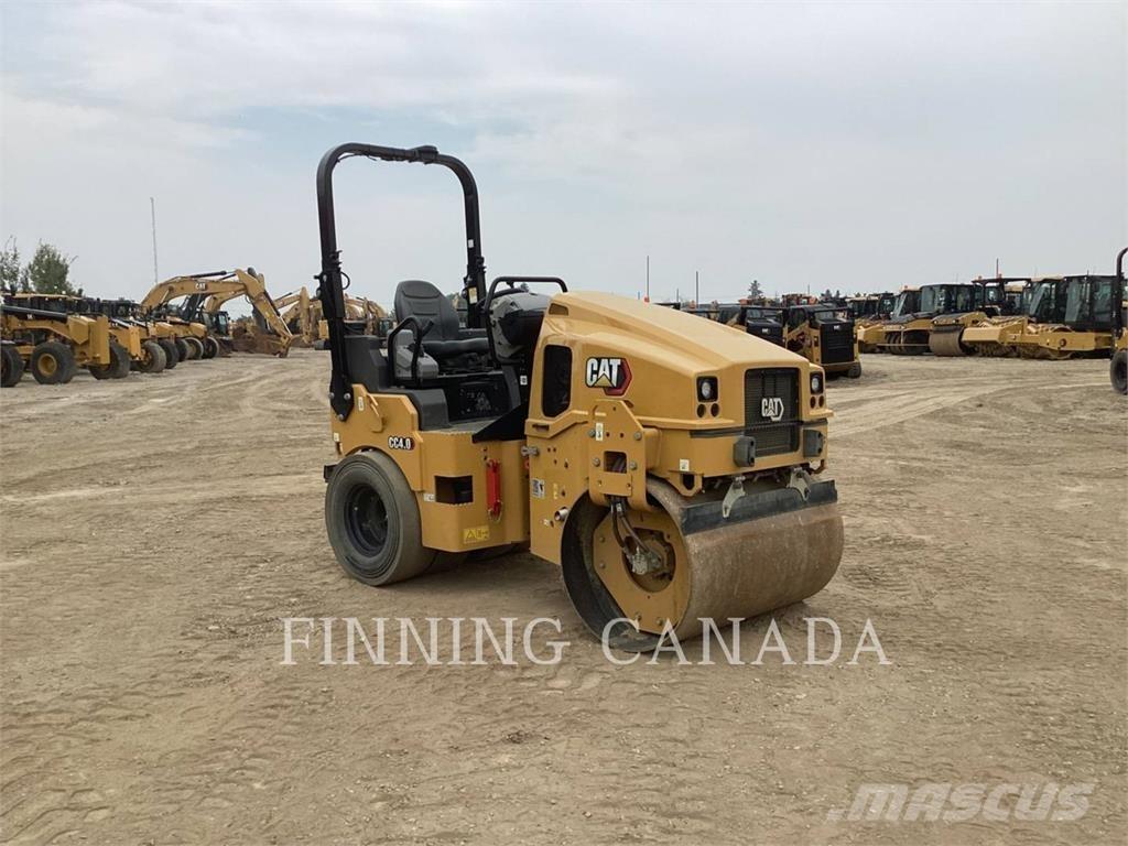 CAT CC 4.0 Compacteur de sol