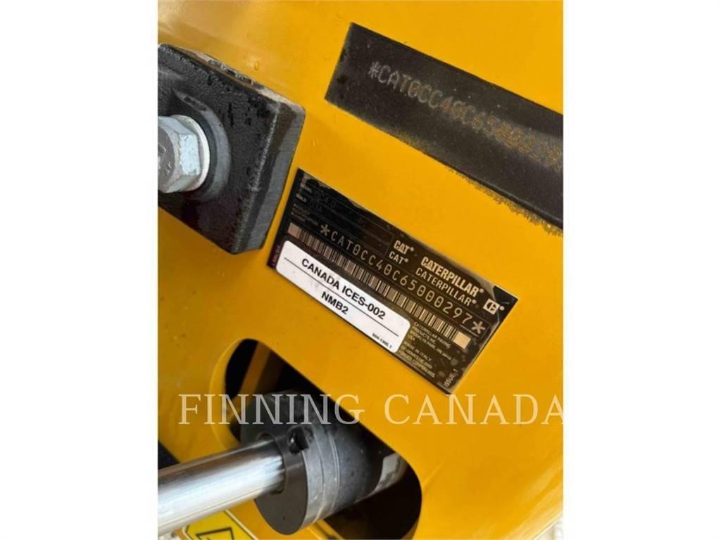 CAT CC4.0-03 Compacteur de sol