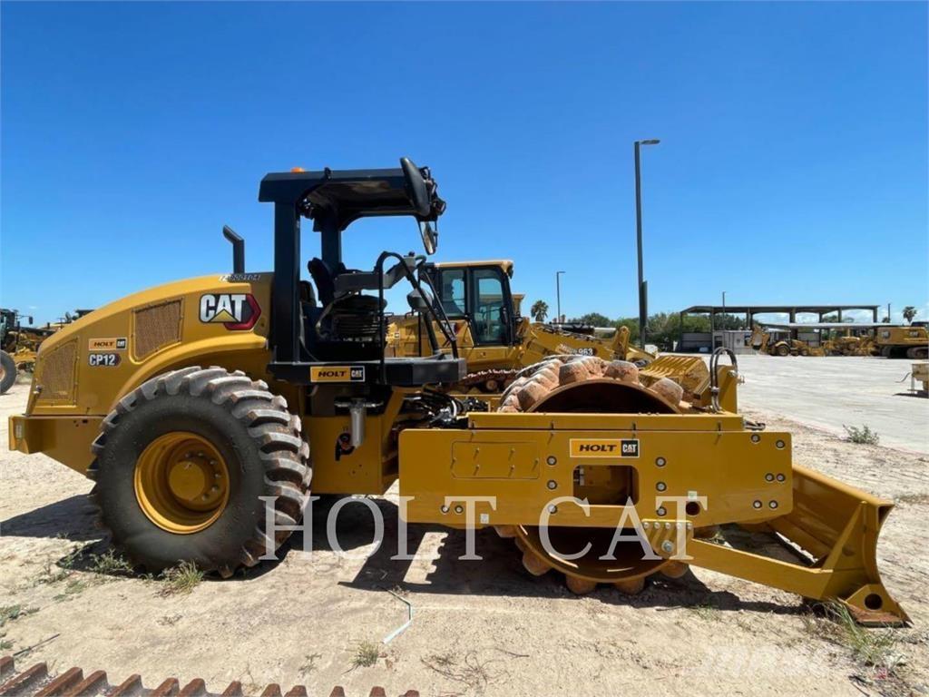 CAT CP12 Rouleaux monocylindre