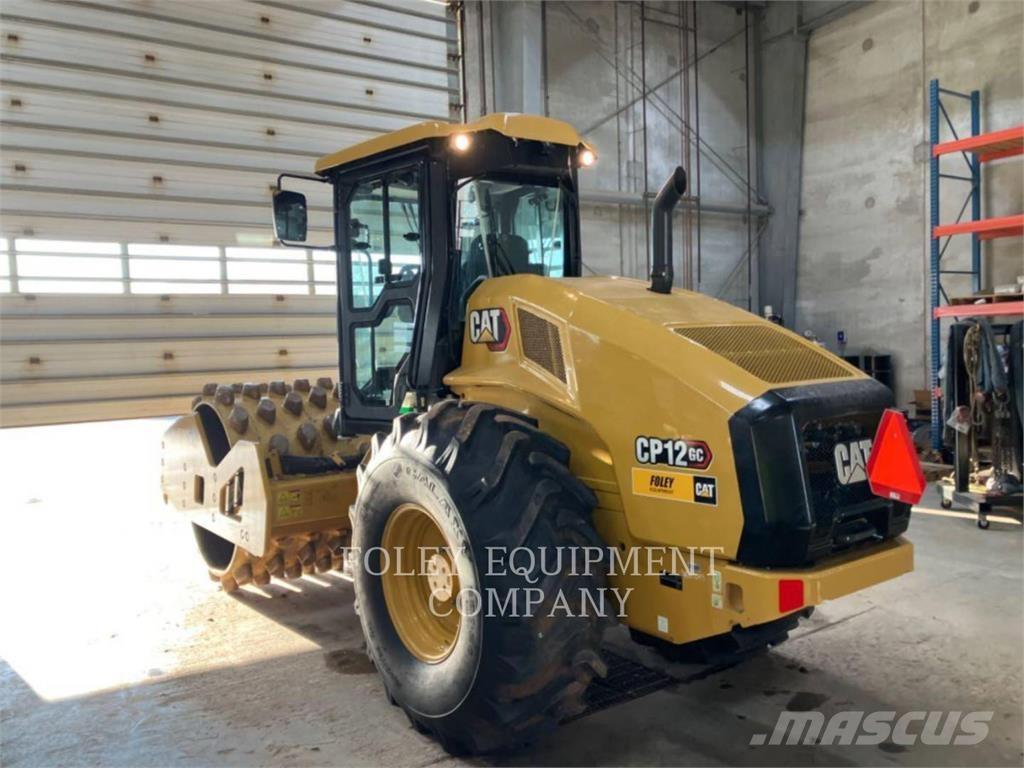 CAT CP12GC Compacteur de sol