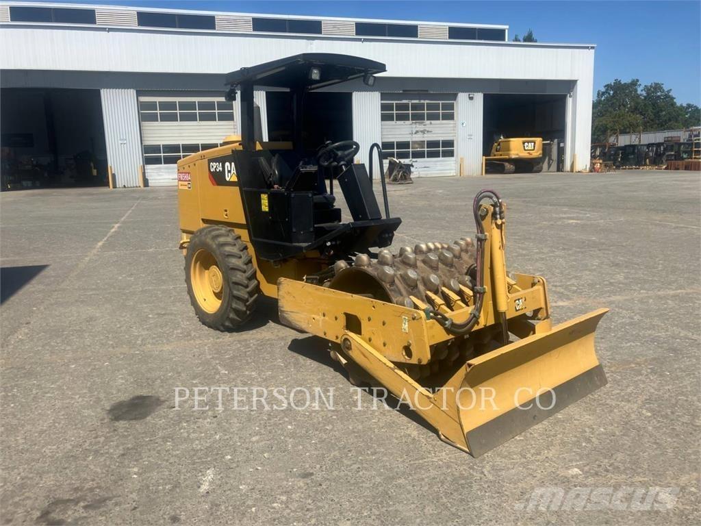 CAT CP34 Finisseur