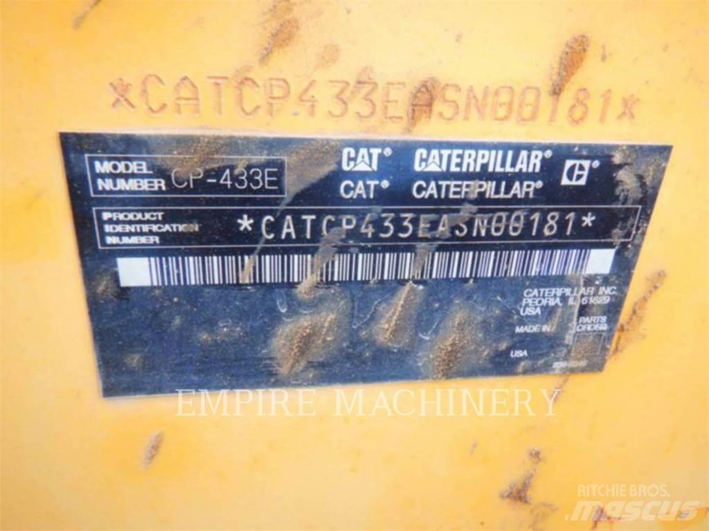 CAT CP433E Rouleaux monocylindre