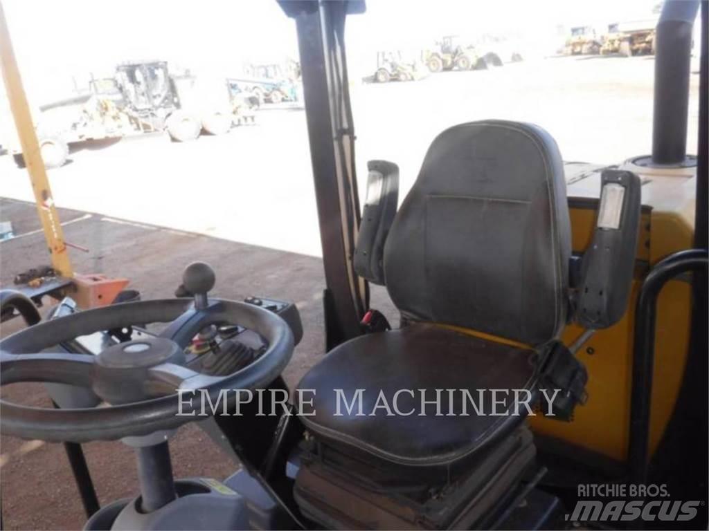 CAT CP44 Rouleaux monocylindre