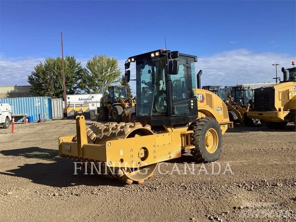 CAT CP44B Compacteur de sol