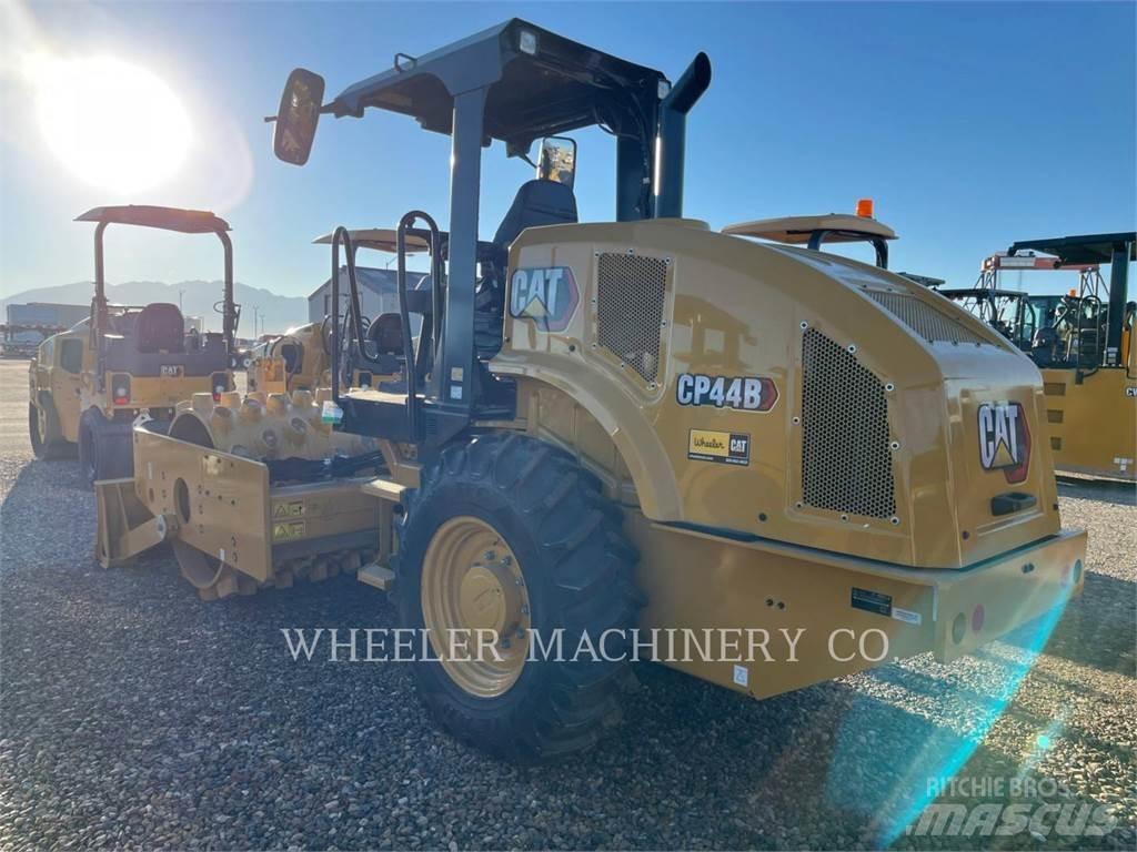 CAT CP44B Rouleaux monocylindre