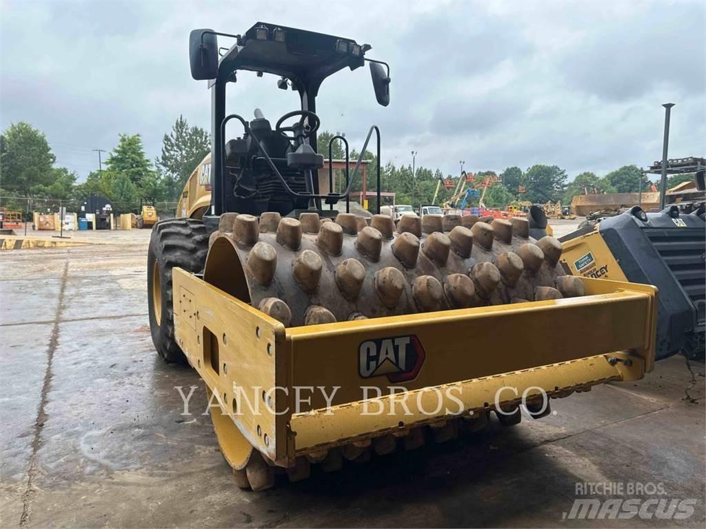 CAT CP54B Compacteur de sol