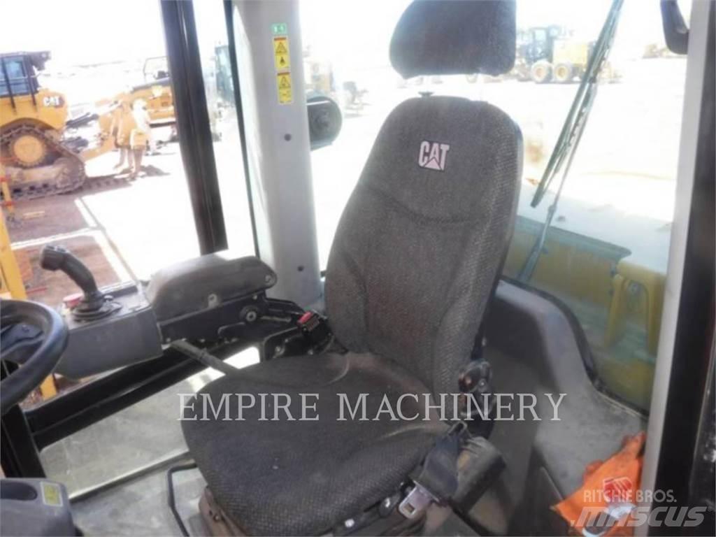 CAT CP56B Rouleaux monocylindre
