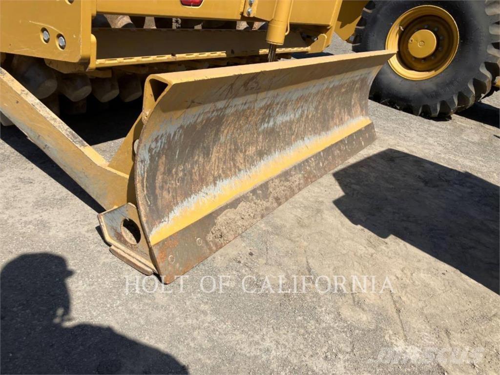 CAT CP56B Rouleaux monocylindre