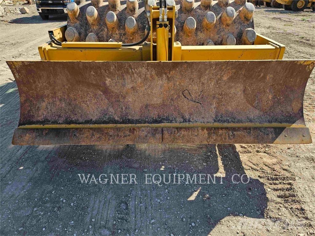 CAT CP56B Compacteur de sol