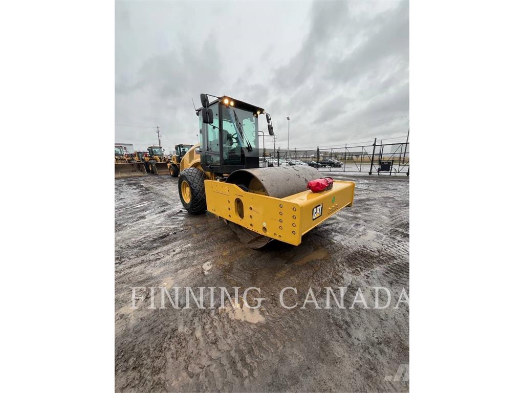 CAT CS-68B Compacteur de sol