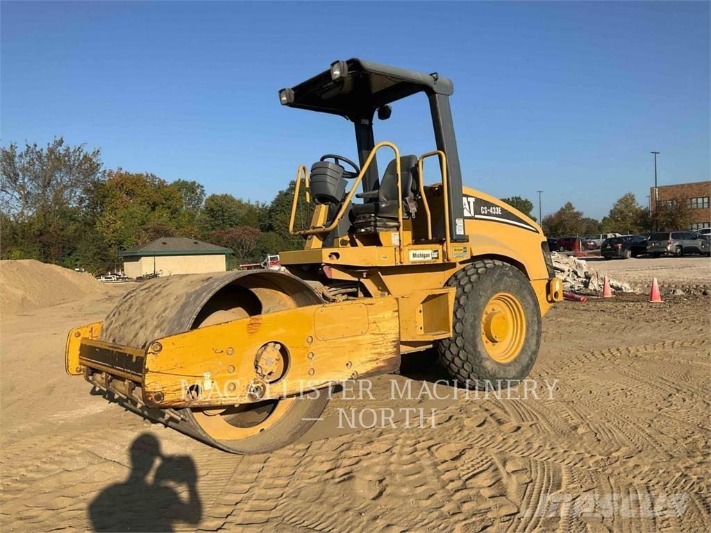 CAT CS433E Rouleaux monocylindre