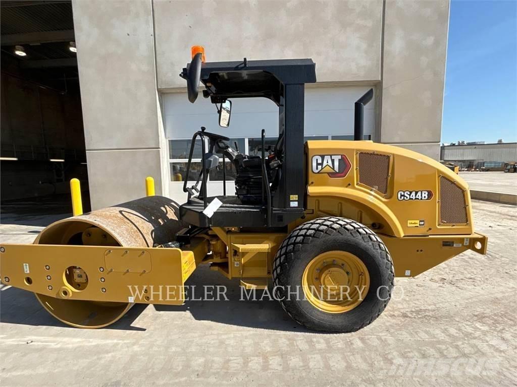 CAT CS44B Rouleaux monocylindre