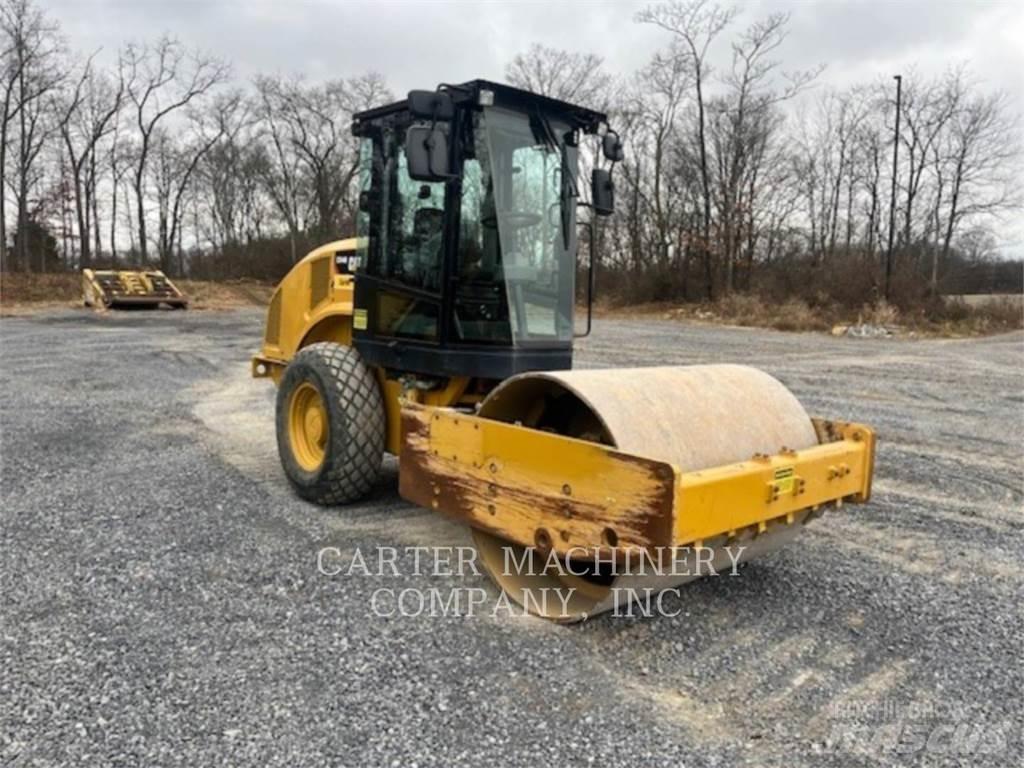 CAT CS44B Compacteur de sol