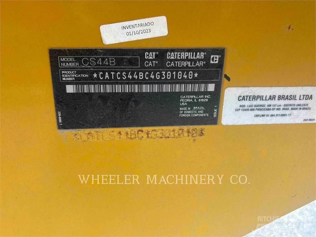 CAT CS44B Rouleaux monocylindre