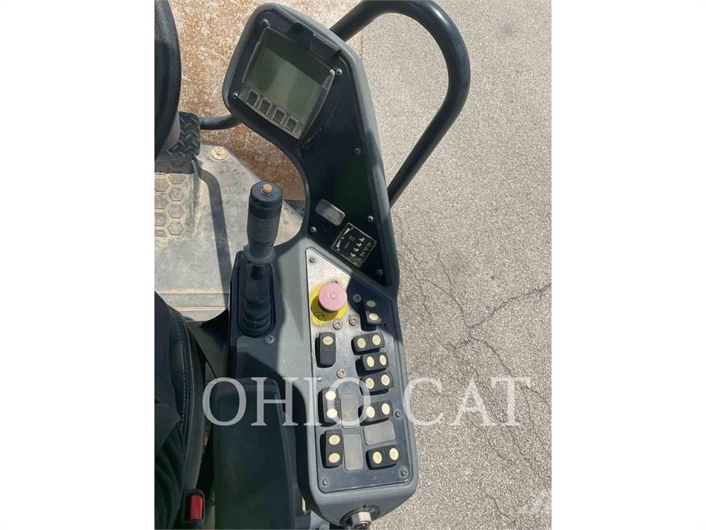 CAT CS44B Rouleaux monocylindre