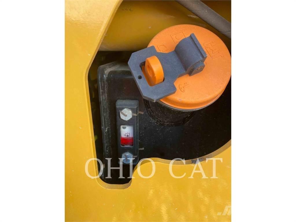 CAT CS44B Rouleaux monocylindre