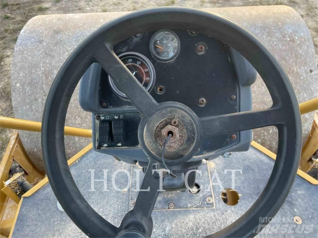 CAT CS54 Rouleaux monocylindre