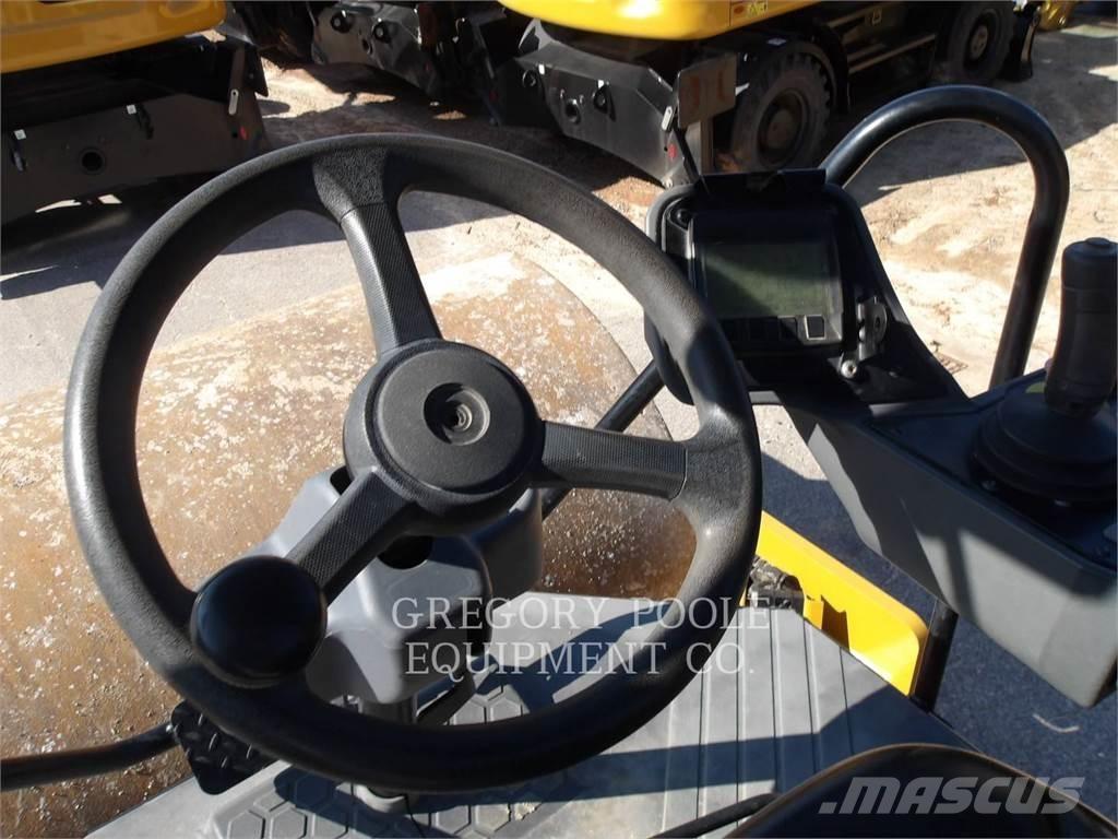 CAT CS54B Rouleaux monocylindre