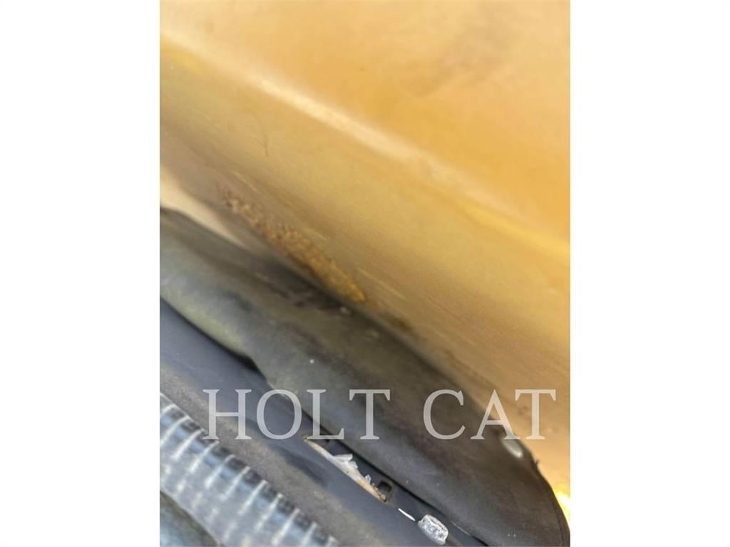 CAT CS563C Rouleaux monocylindre