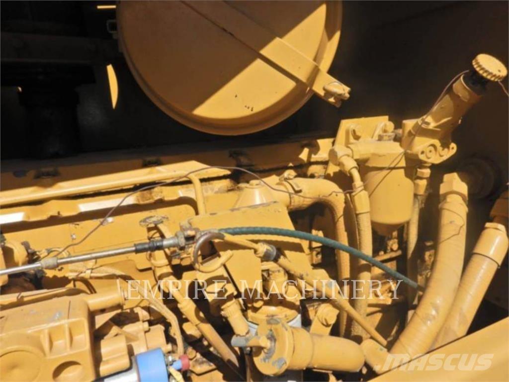 CAT CS563C Rouleaux monocylindre